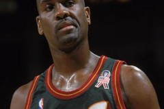 佩顿生涯数据 - 体坛新闻分类下的文章配图