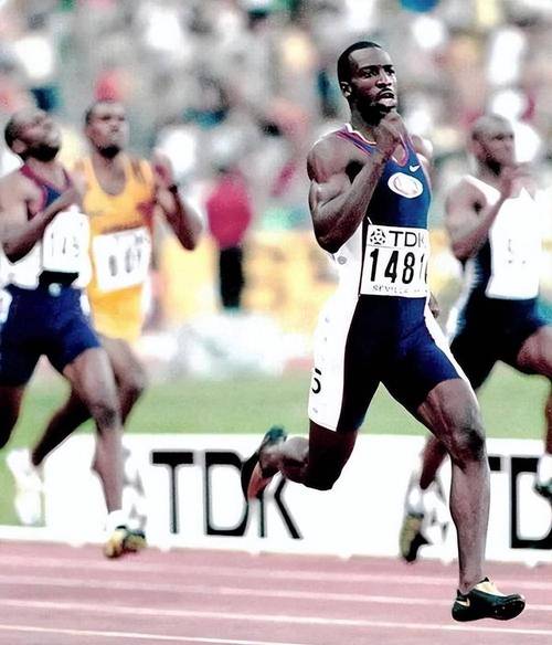 四百米之王约翰逊