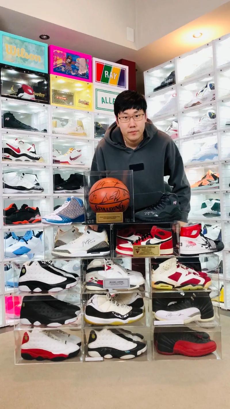 乔丹亲签球鞋多少钱