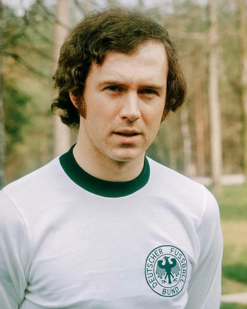 贝肯鲍尔当过教练吗