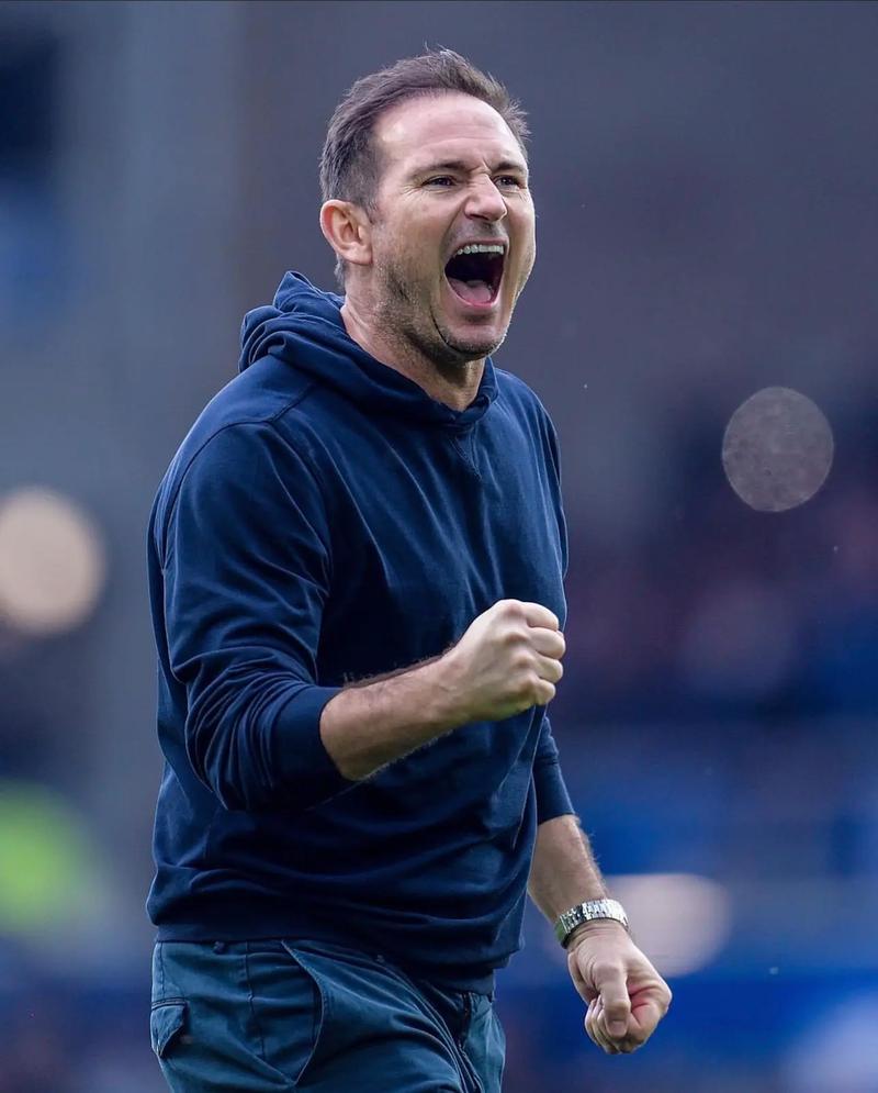 兰帕德效力切尔西几年