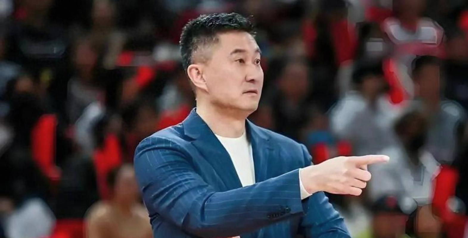 cba广东杜锋教练年龄?