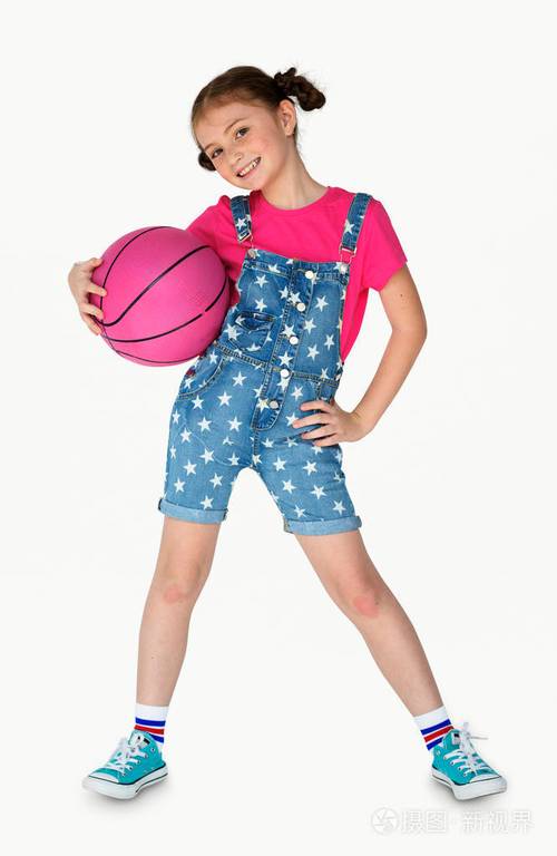 篮球抱球可以抱几秒