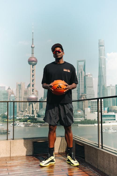 爱德华兹真实身高多少