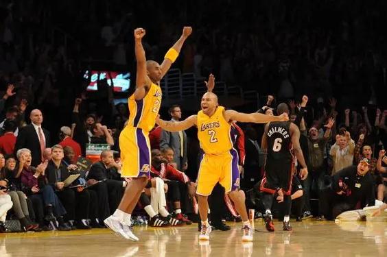 科比篮球打的什么位置