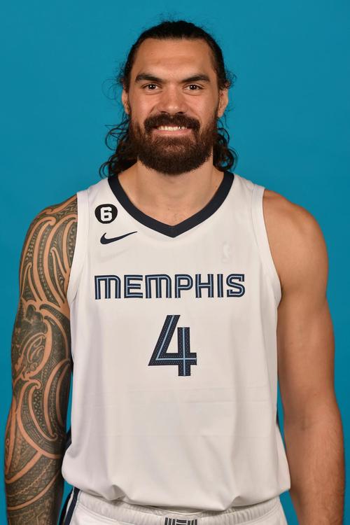 nba亚当斯身高是多少