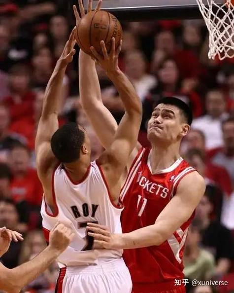 姚明vs霍华德是哪场比赛