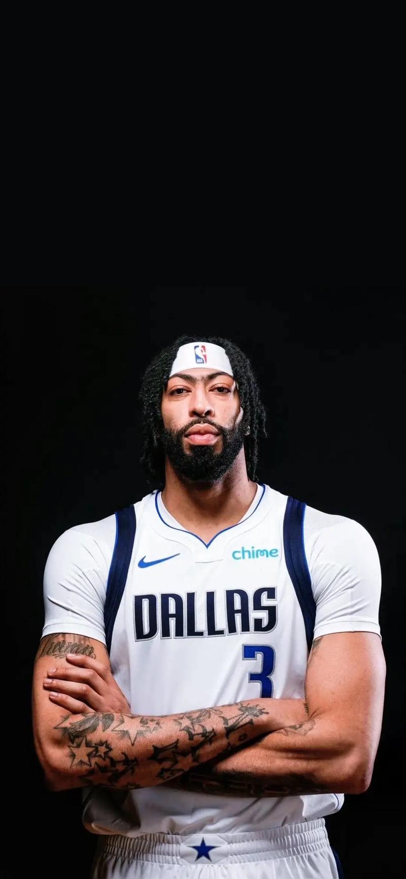 浓眉哥为什么叫浓眉哥