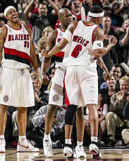 活塞队历史最佳阵容