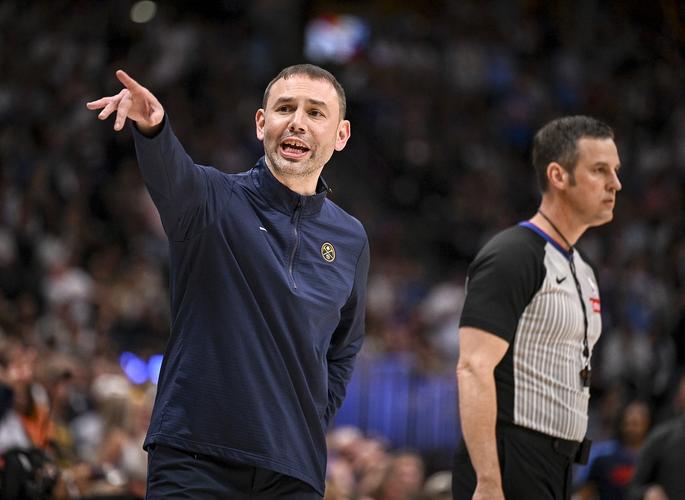 火箭队前任主教练是谁