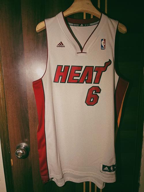 最强nba热火球衣15年版