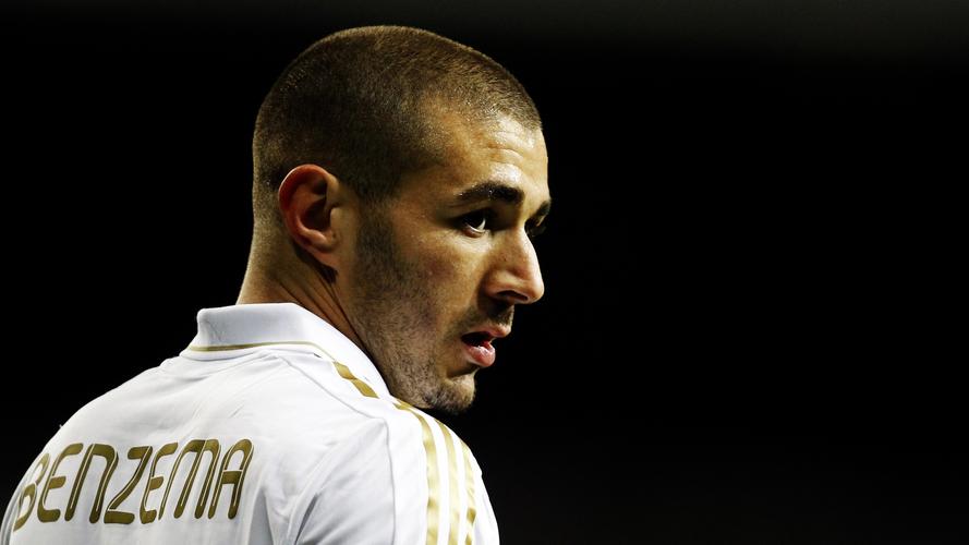 本泽马回归国家队真相