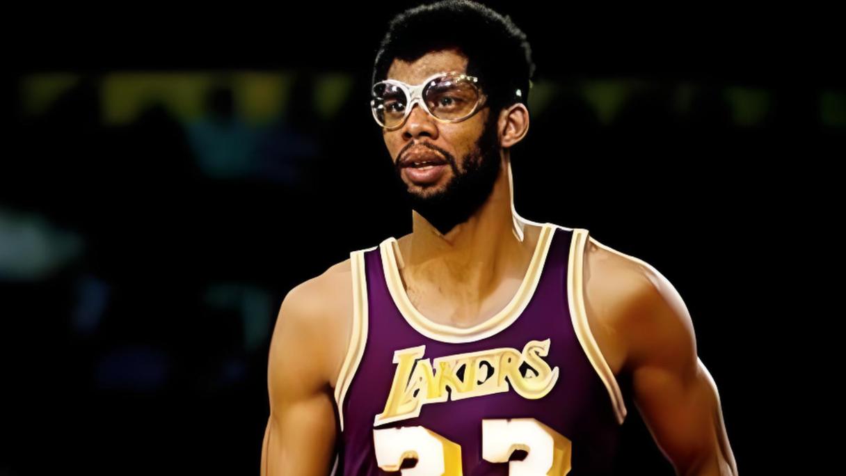 贾巴尔什么水平